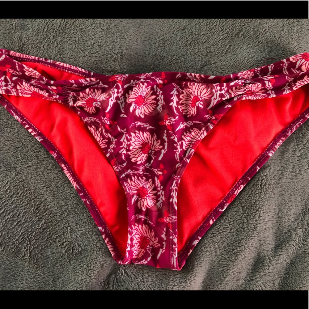 Old Navy swim bottom